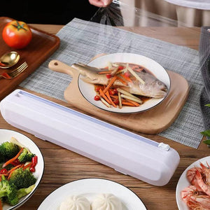 FOIL HOLDER WITH CUTTER